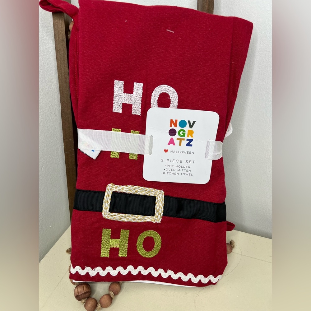 Brand New Ho Ho Ho Santa 3 piece Kitchen Set